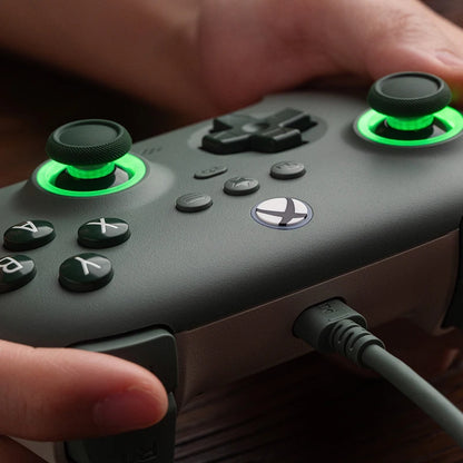 Controle Gamer 8BitDo Ultimate C com Fio para Xbox - Iluminação RGB e Joysticks com Efeito Hall